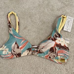 NWT LSPACE Monroe top in colorful floral print